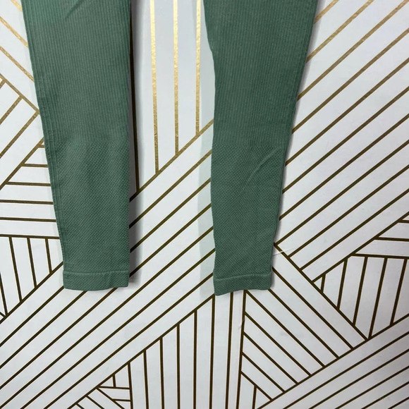 Gymshark Power Down Leggings‎ Dusty Sage Green Size Medium - Picture 9 of 12